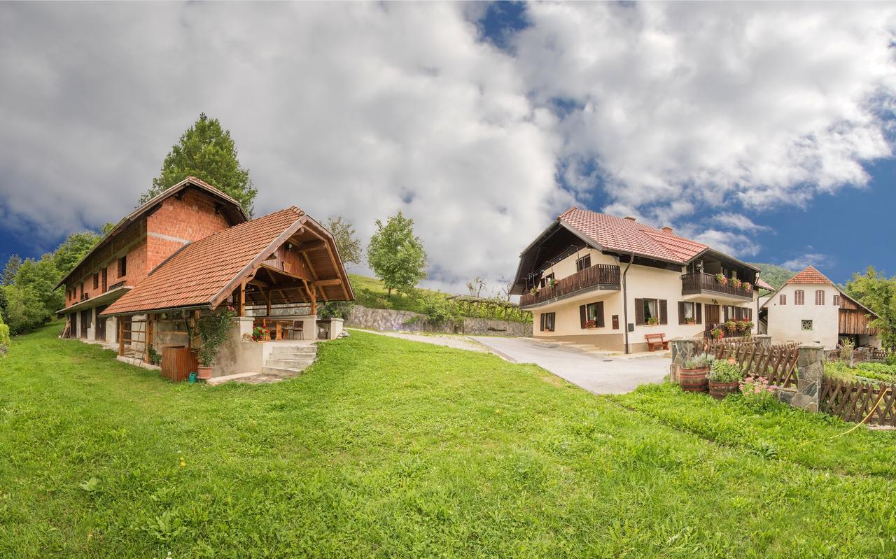 מוזירייה Farm Stay Zagar מראה חיצוני תמונה